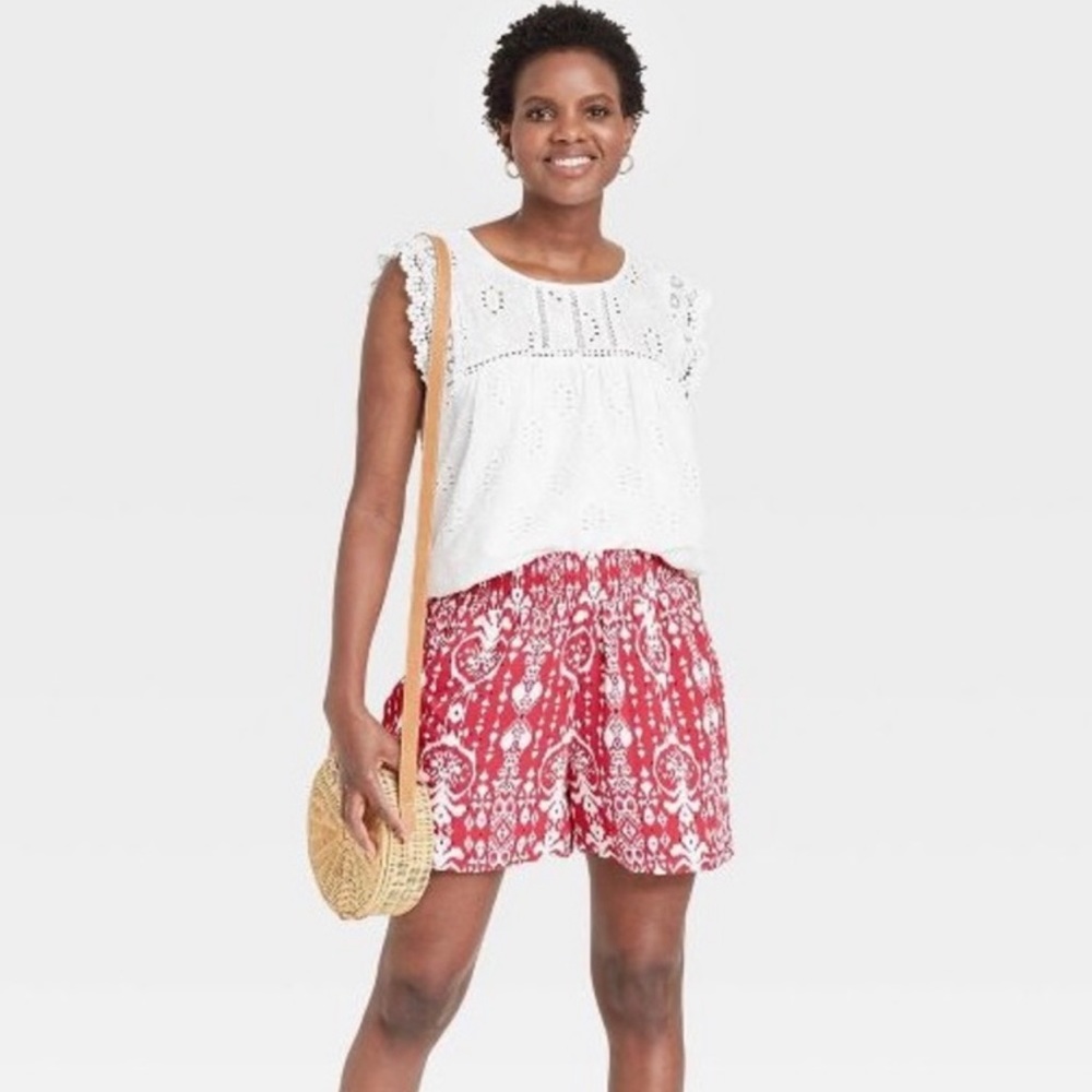 Women’s Ikat Print Smocked Waist Shorts size L